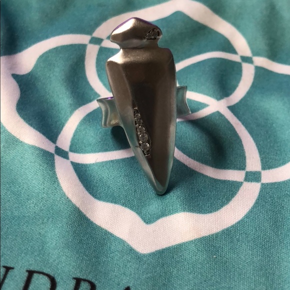 Kendra Scott Jewelry - Kendra Scott silver Sally ring